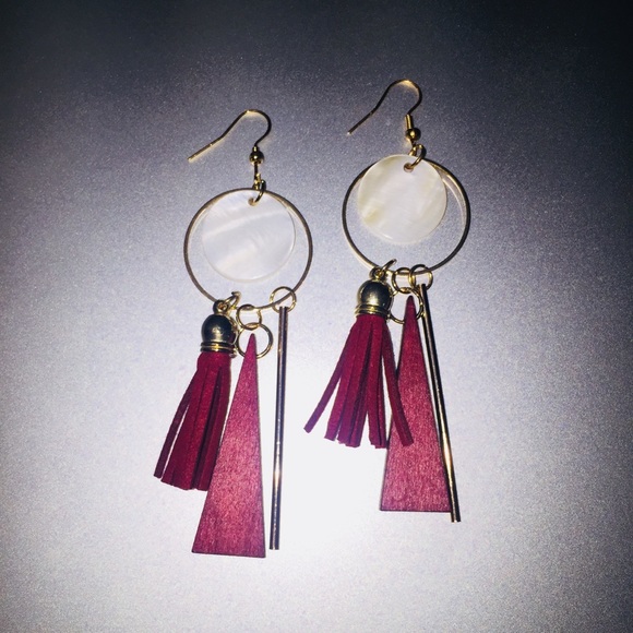 Gold plated Leather tassel wood Shell Earrings - Picture 3 of 3